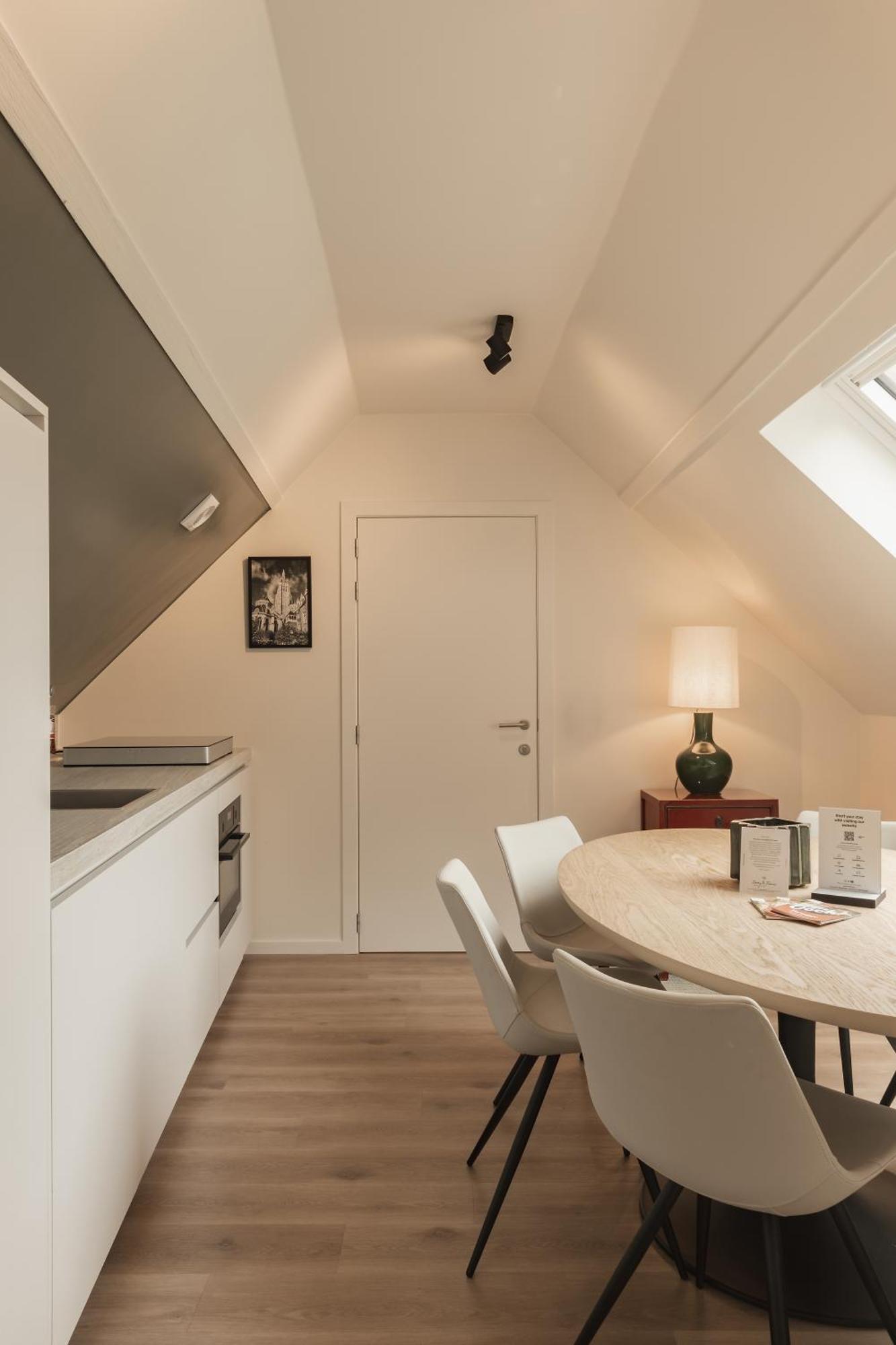 Highest Five By Romy&Travis Apartment Bruges Exterior foto